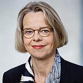 Dr. Dorothea Wenzel
